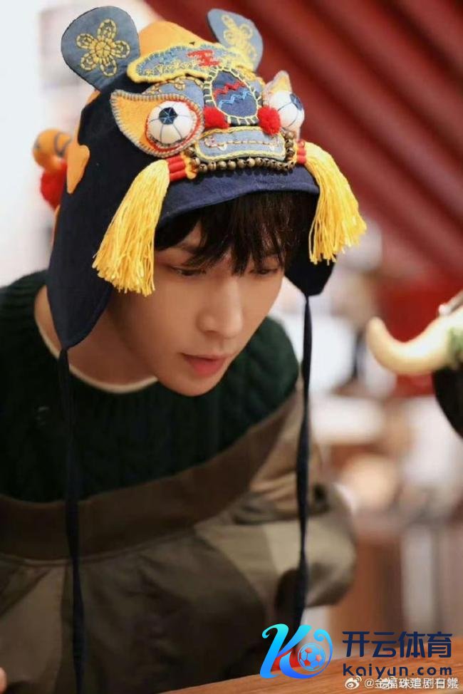 曝张艺兴将出演周星驰新电影《女足》